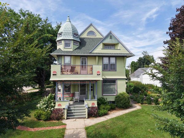 445 W Maple Street, Lancaster, WI 53813