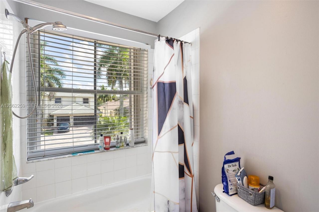 904 Stillwater Ct, Weston, FL 33327 Photo