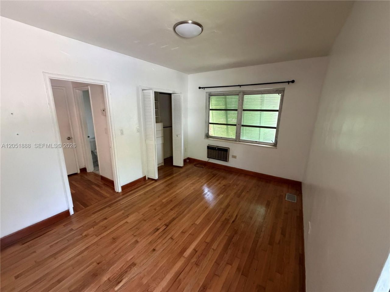42 Almeria Ave, Unit 21, Coral Gables, FL 33134 Photo