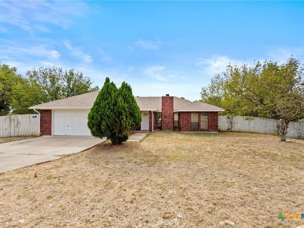 180 County Road 4933 , Kempner, TX 76539
