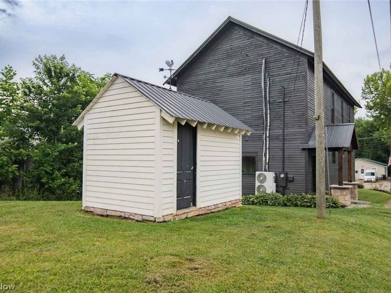 26260 Main Street , Coolville, OH 45723 Photo 4