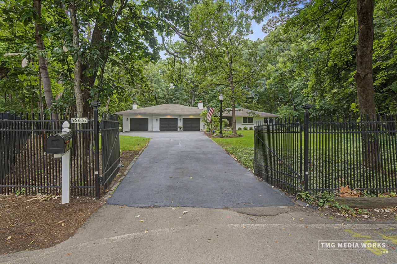 5s637 Vest Avenue, Naperville, IL 60563 Main Photo