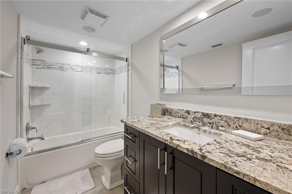 9653 Gulf Shore Dr, Unit 203, Naples, FL 34108 Photo