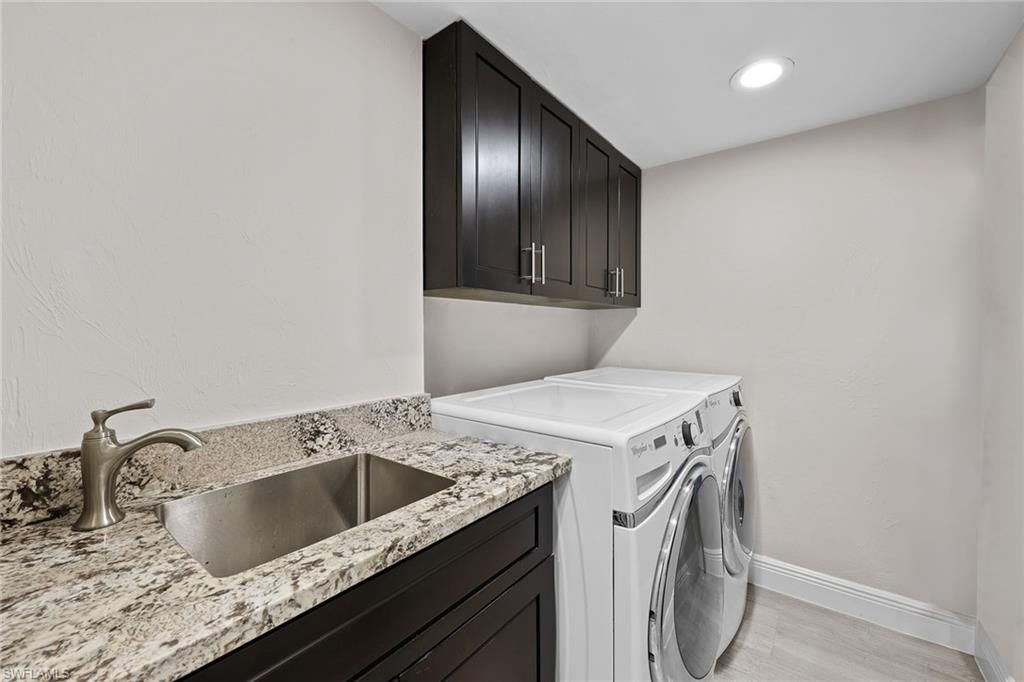 9653 Gulf Shore Dr, Unit 203, Naples, FL 34108 Photo