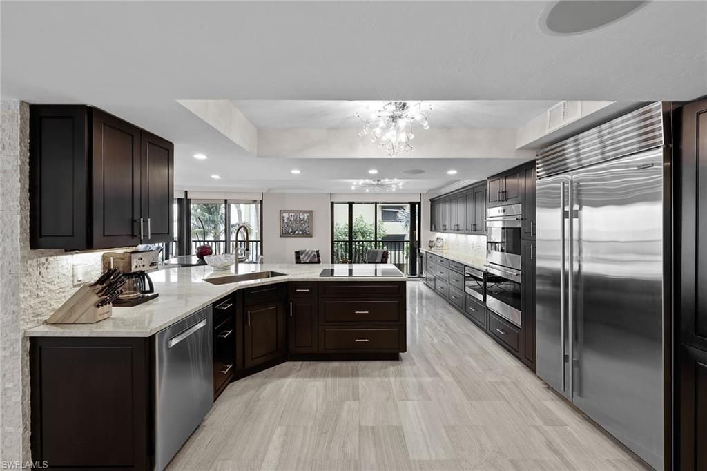 9653 Gulf Shore Dr, Unit 203, Naples, FL 34108 Photo