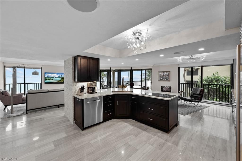 9653 Gulf Shore Dr, Unit 203, Naples, FL 34108 Photo