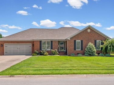 1714 Ivy Lynn Court, Hopkinsville, KY 42240