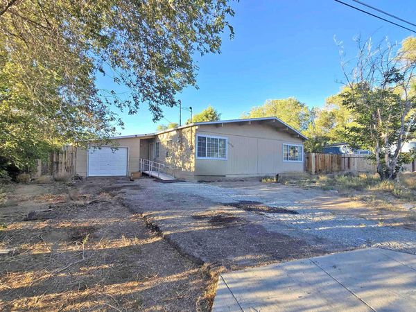 13710 Mount Whitney Street, Reno, NV 89506