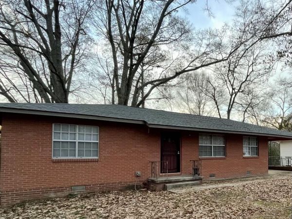 3411 Meadow Lane, Jackson, MS 39212