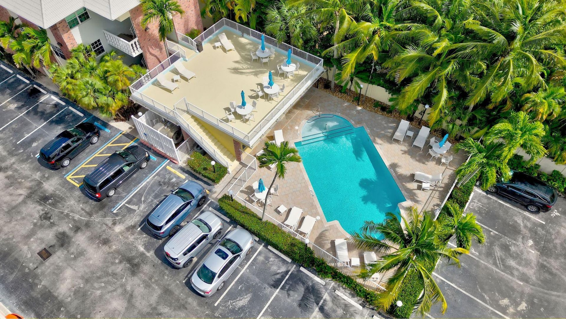 2426 SE 17th Street, Unit 305, Fort Lauderdale, FL 33316 Photo