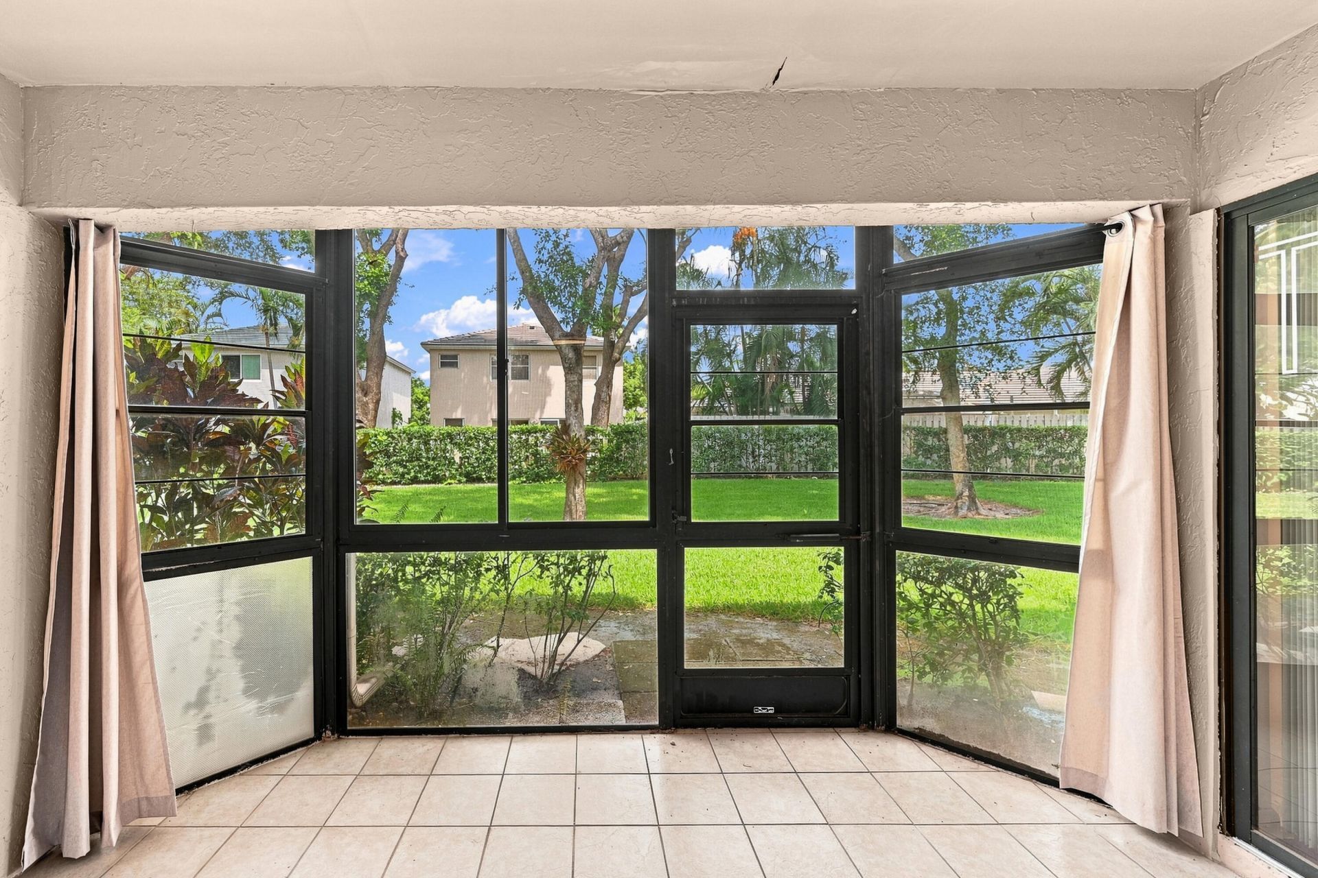 9825 NW 1st Court, Plantation, FL 33324 Photo