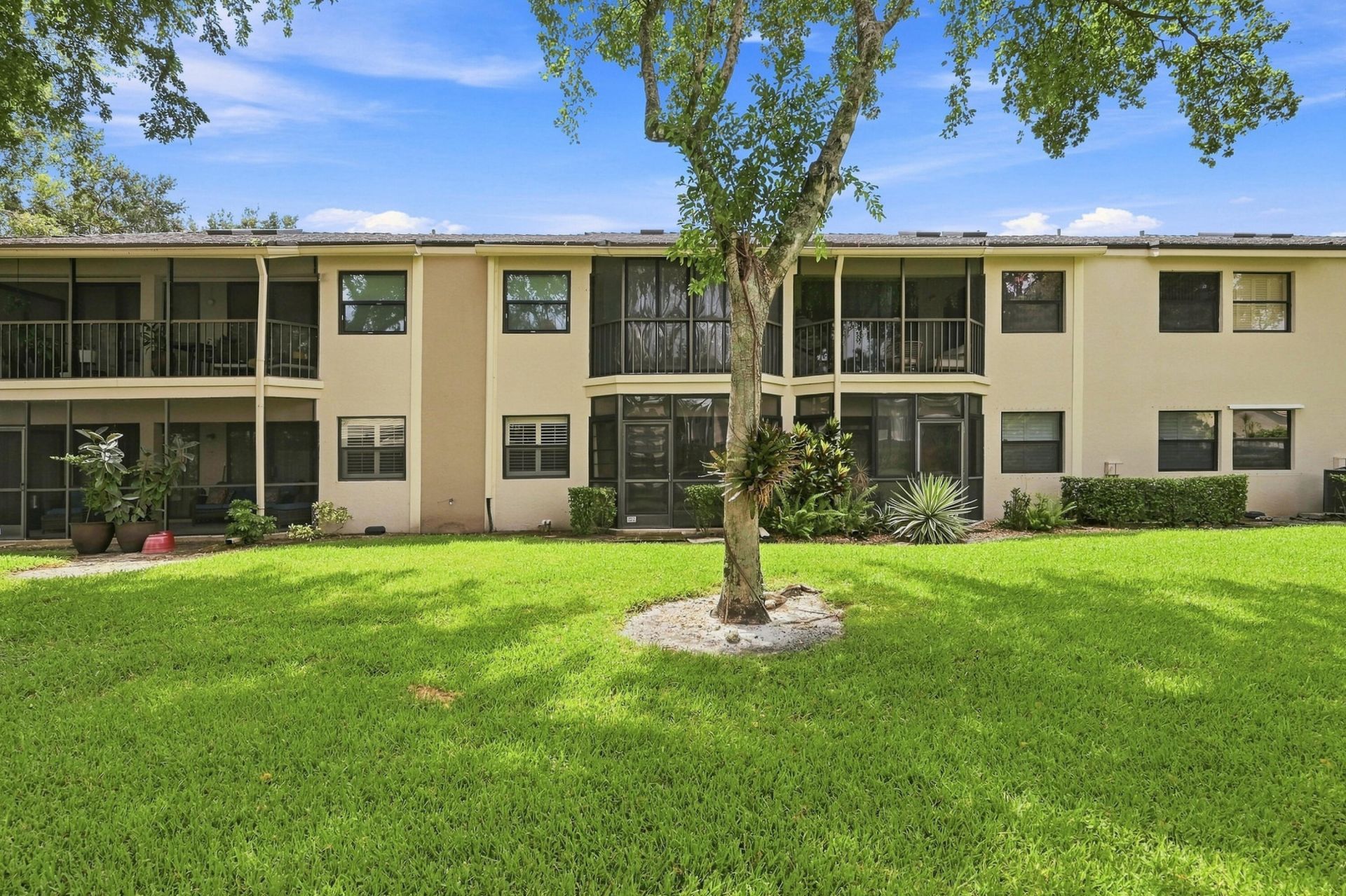 9825 NW 1st Court, Plantation, FL 33324 Photo