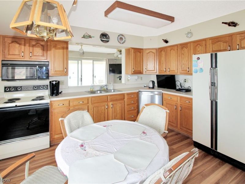 1909 E Harbor Road, Unit 407W, Port Clinton, OH 43452 Photo 23