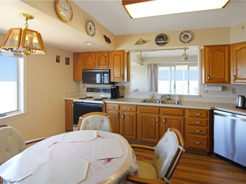 1909 E Harbor Road, Unit 407W, Port Clinton, OH 43452 Photo 29