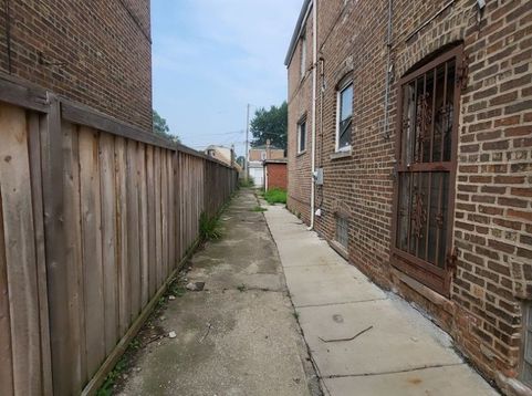 Main Photo