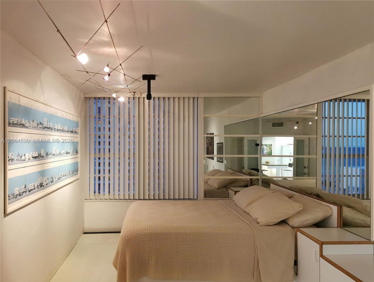 100 Lincoln Rd , Unit 1424, Miami Beach, FL 33139 Photo