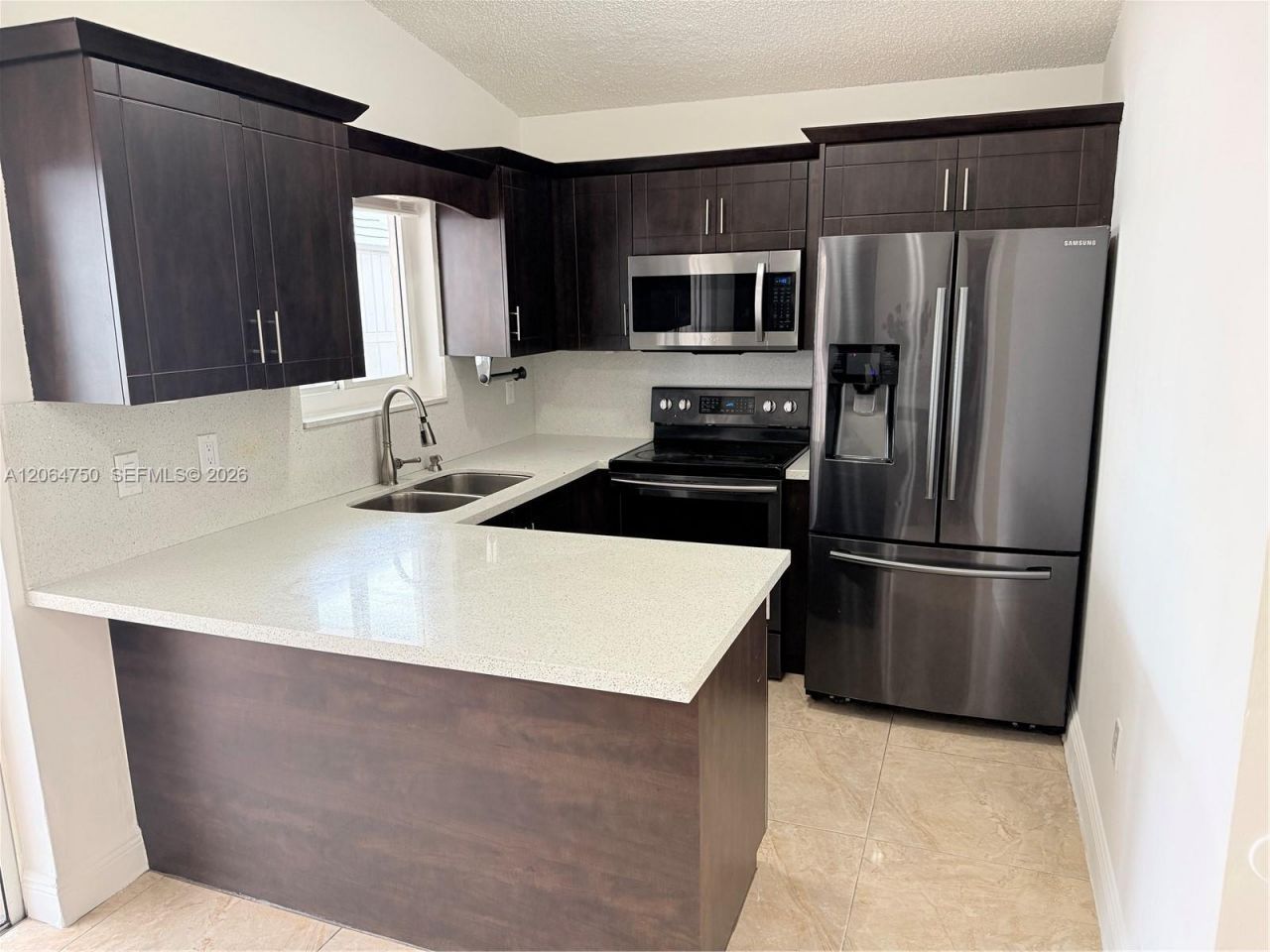 2854 W 75th Ter, Hialeah, FL 33018 Photo