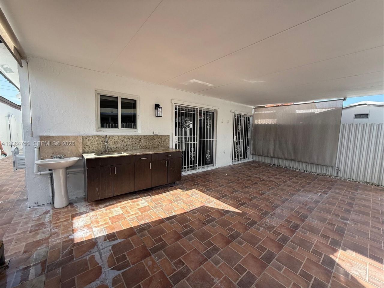 2854 W 75th Ter, Hialeah, FL 33018 Photo