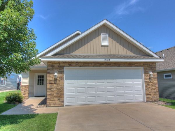 2734 Ridgeview Drive, Red Wing, MN 55066
