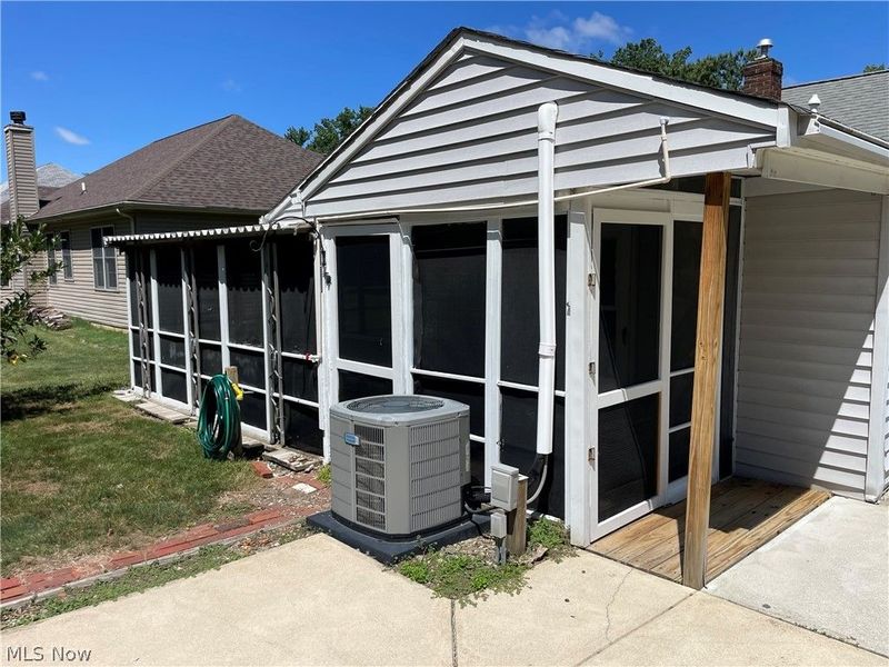 25941 Myrtle Avenue , Olmsted Falls, OH 44138 Photo 31