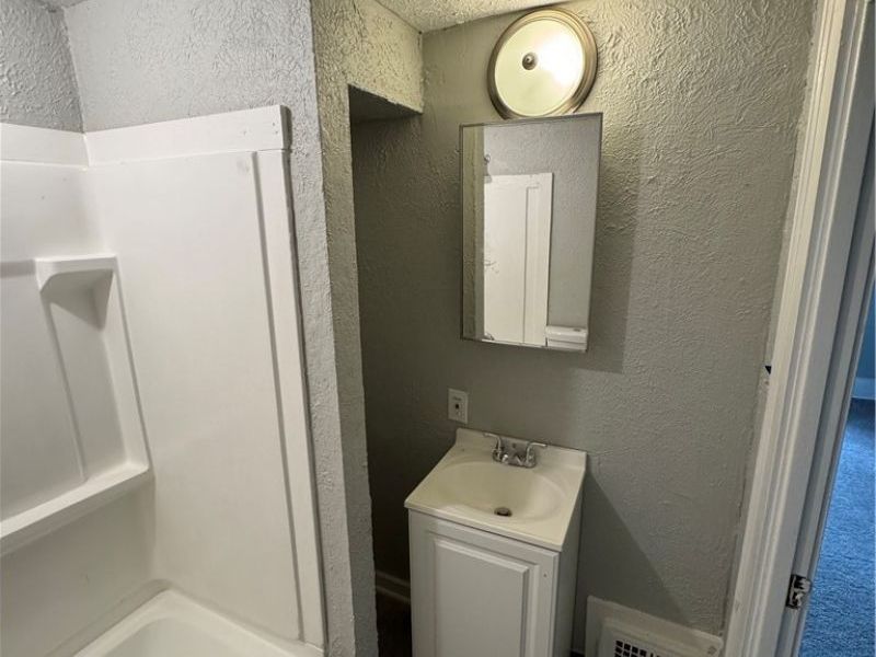 1092 E 169th Street , Cleveland, OH 44110 Photo 40