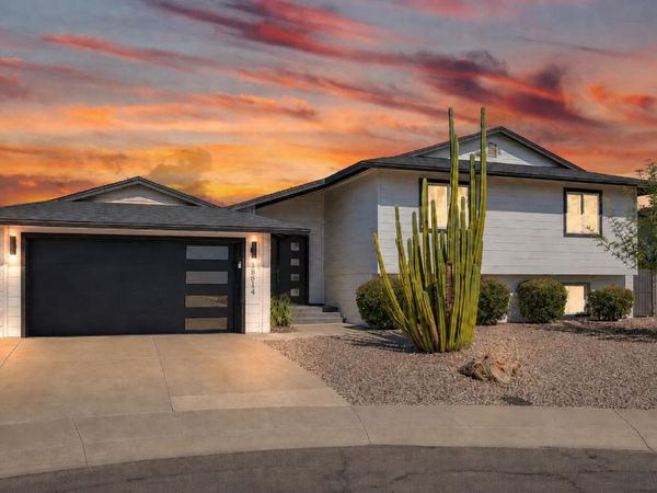 8614 E Monterey Way, Scottsdale, AZ 85251