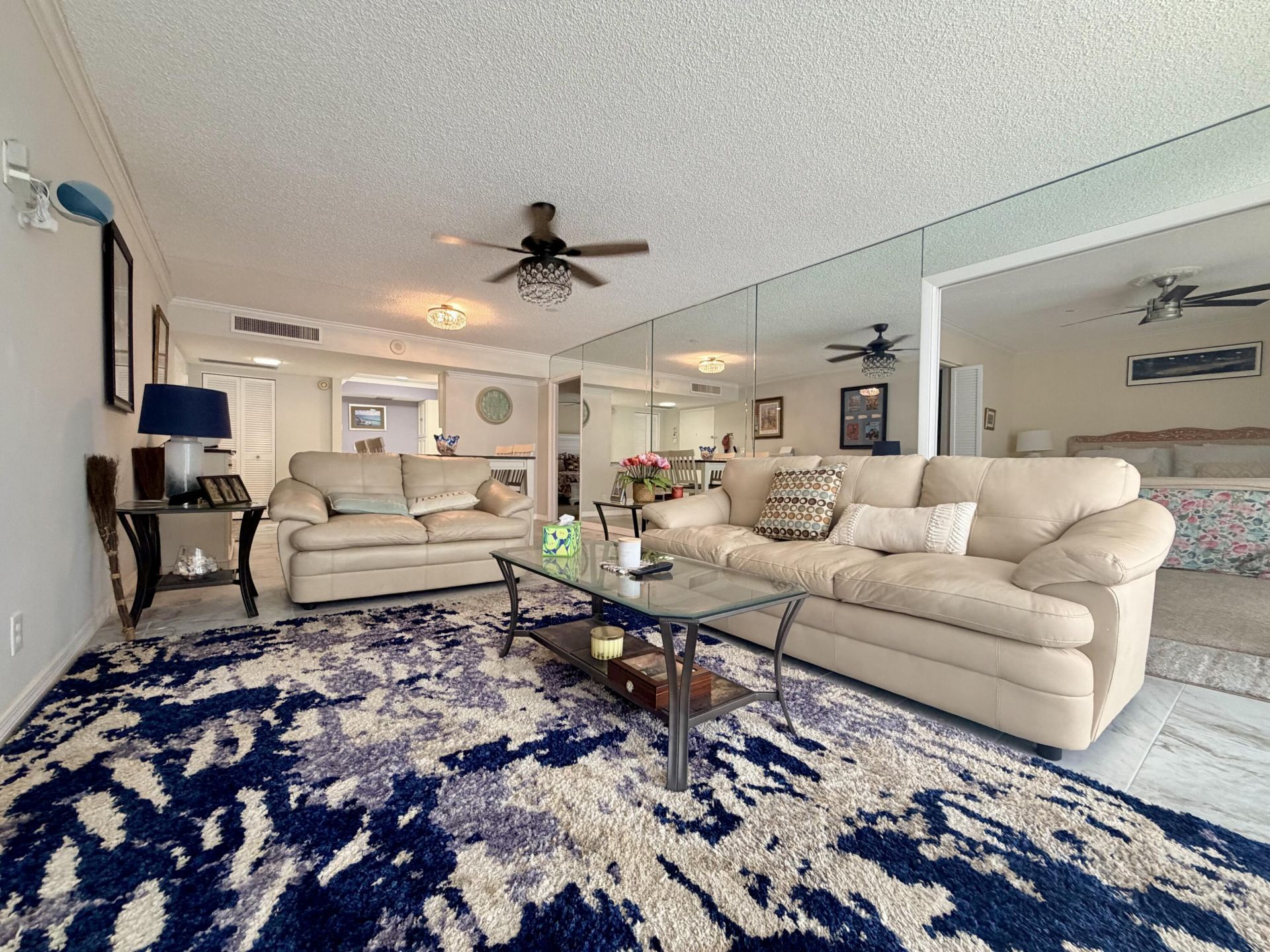 2425 Presidential Way, Unit 304, West Palm Beach, FL 33401 Photo