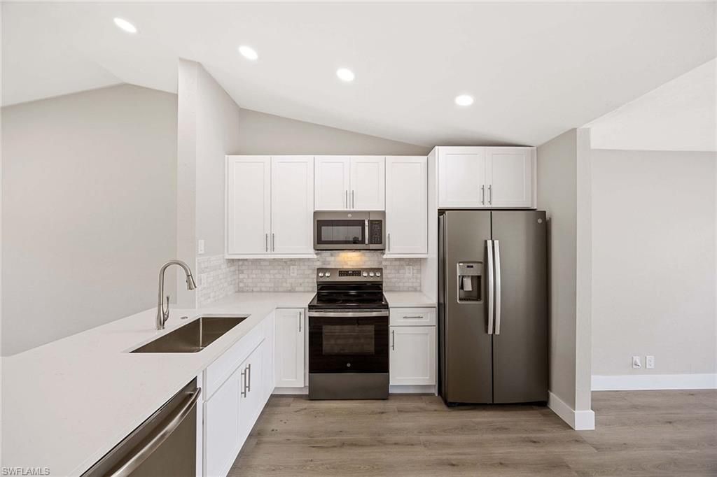 707 Neapolitan Way , Unit 707, Naples, FL 34103 Photo