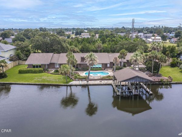 4605 Northshore Road , Lynn Haven, FL 32444