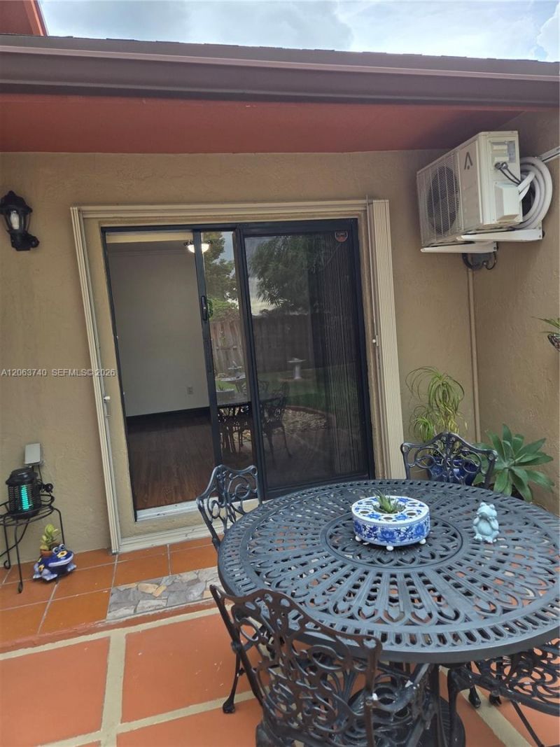 19632 SW 123rd Ave, Unit 2, Miami, FL 33177 Photo