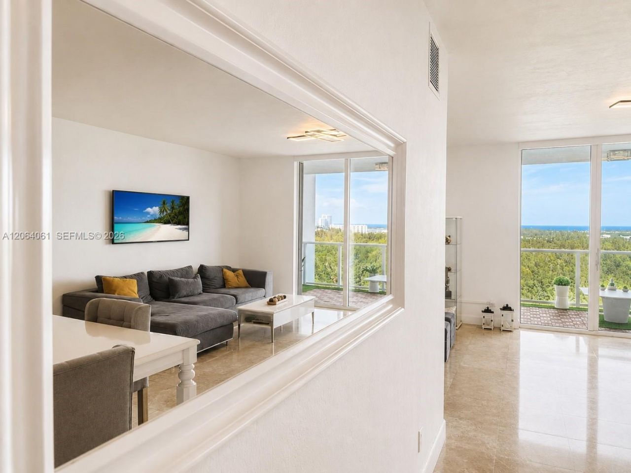 14951 Royal Oaks Ln, Unit 1501, North Miami, FL 33181 Photo
