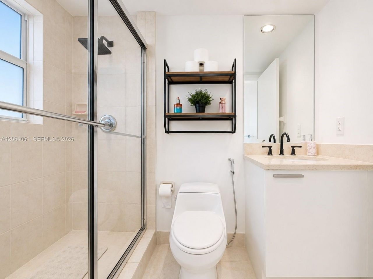 14951 Royal Oaks Ln, Unit 1501, North Miami, FL 33181 Photo