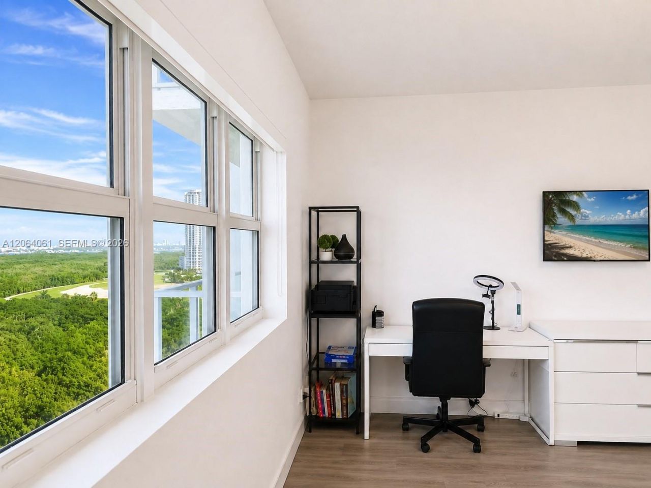 14951 Royal Oaks Ln, Unit 1501, North Miami, FL 33181 Photo