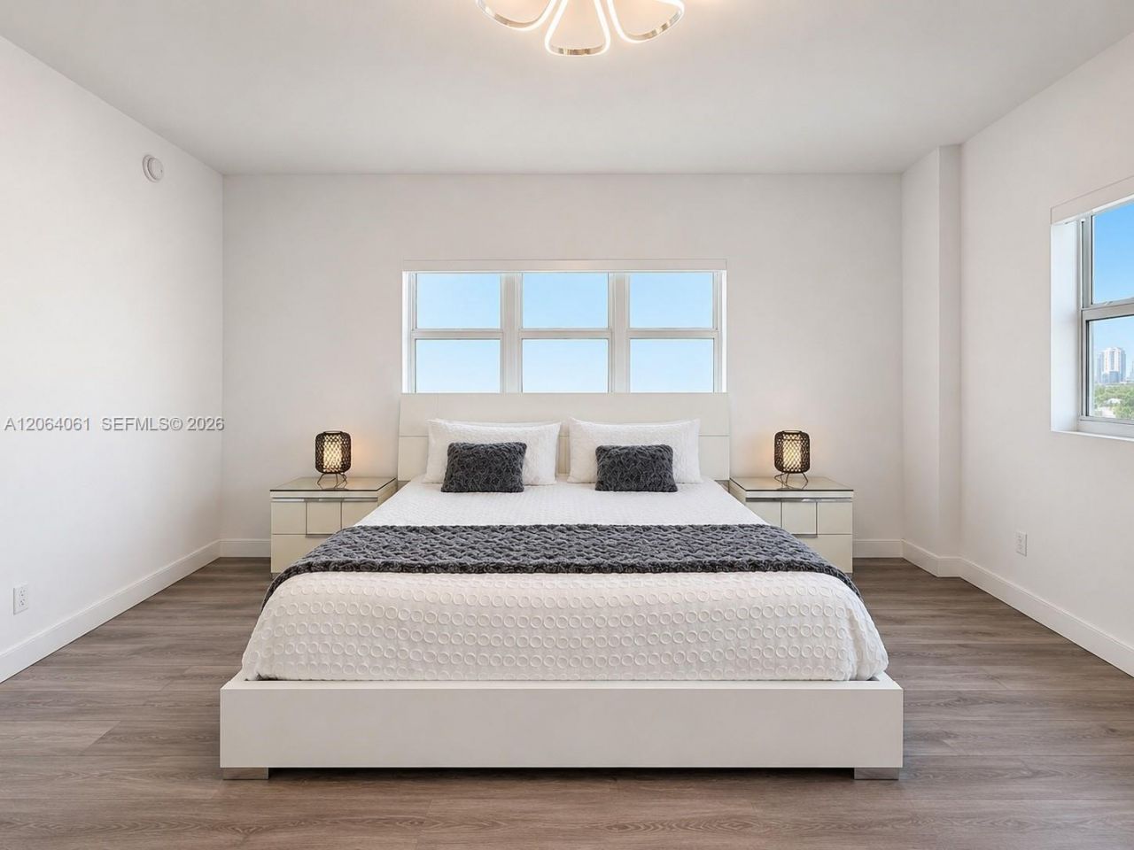 14951 Royal Oaks Ln, Unit 1501, North Miami, FL 33181 Photo