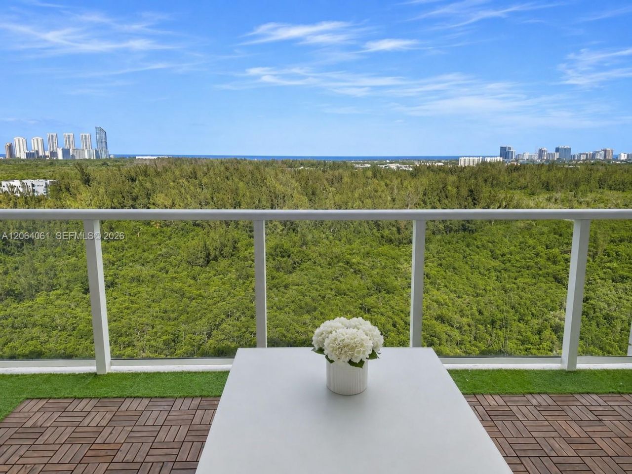 14951 Royal Oaks Ln, Unit 1501, North Miami, FL 33181 Photo
