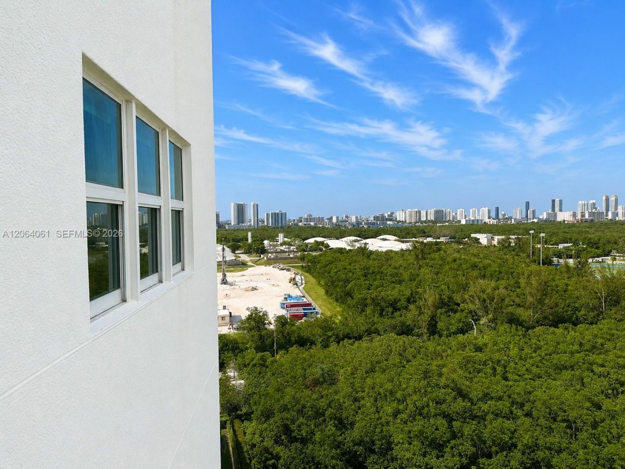14951 Royal Oaks Ln, Unit 1501, North Miami, FL 33181 Photo