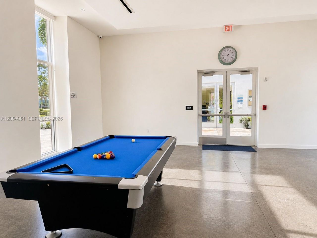 14951 Royal Oaks Ln, Unit 1501, North Miami, FL 33181 Photo