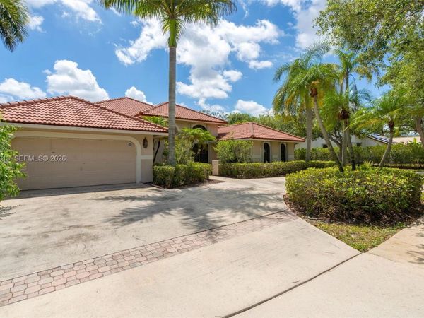 1051 Deerpath Ct , Weston, FL 33326