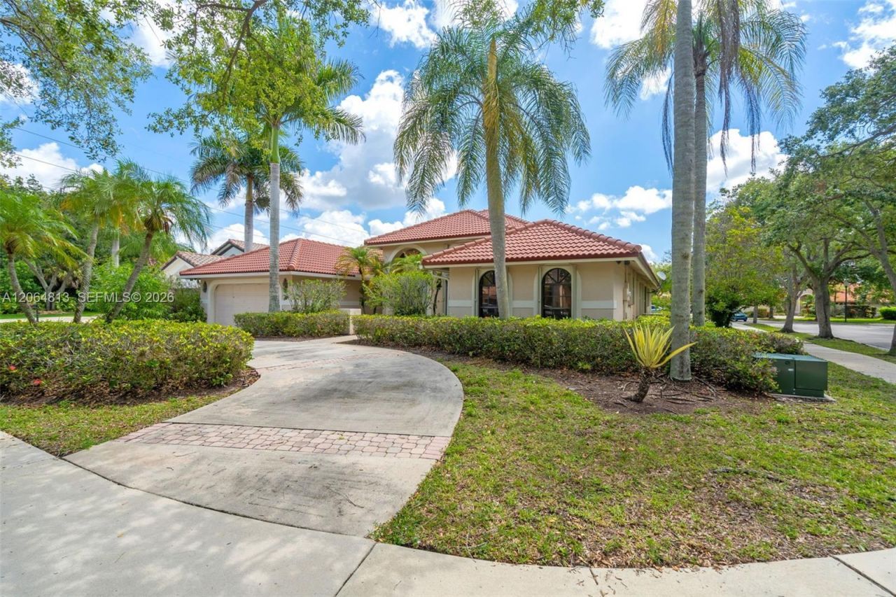 1051 Deerpath Ct, Weston, FL 33326 Photo