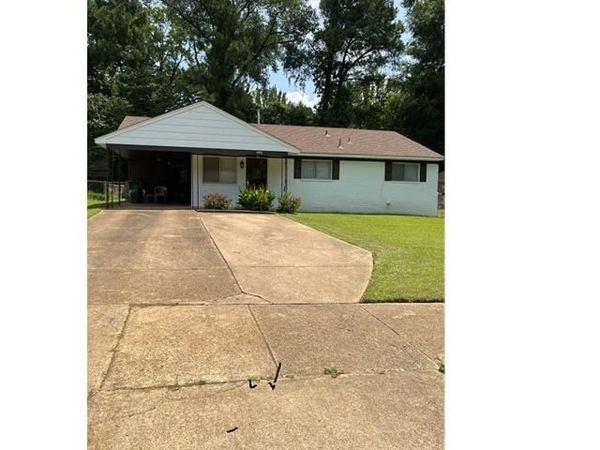 3590 WINDERMERE RD, Memphis, TN 38128