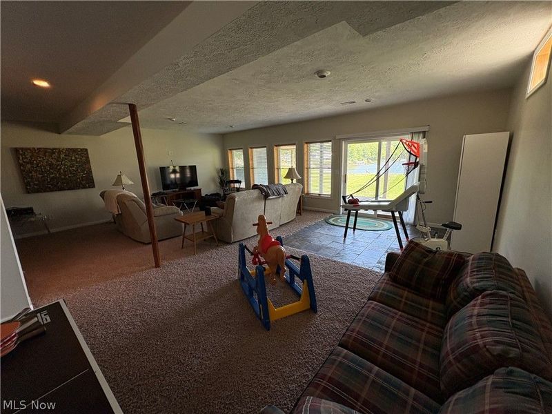 1047 Lode Star Drive, Roaming Shores, OH 44085 Photo 29