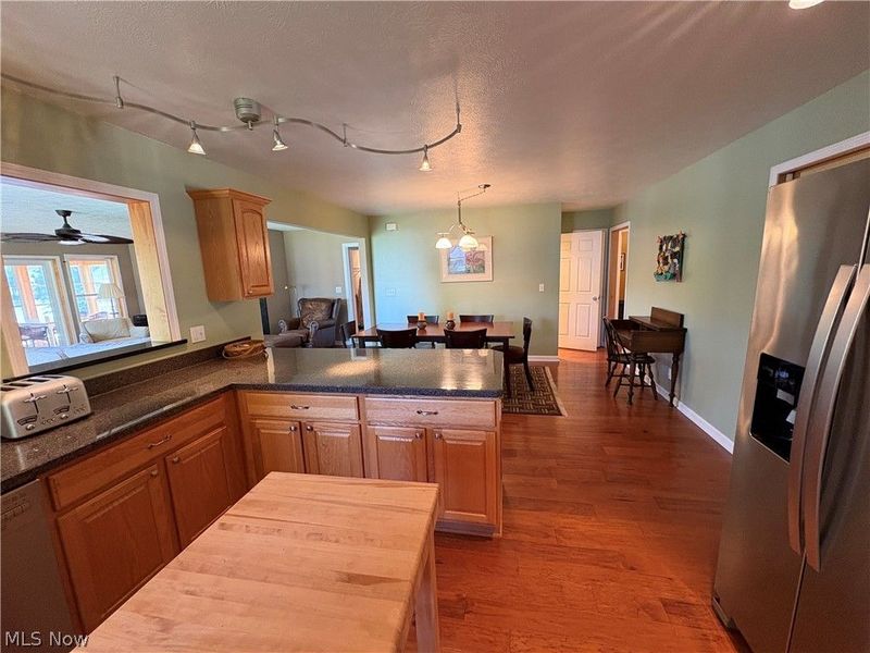 1047 Lode Star Drive, Roaming Shores, OH 44085 Photo 31