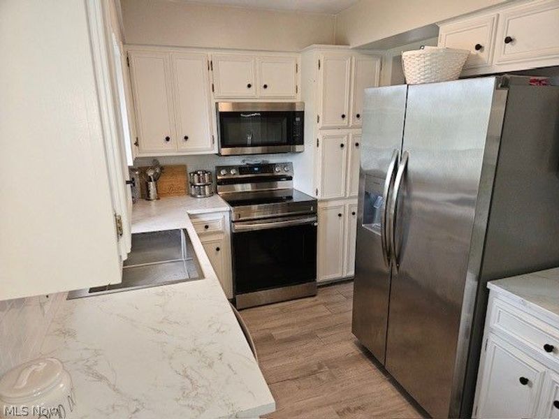165 Stevenson Avenue, Akron, OH 44312 Photo 6