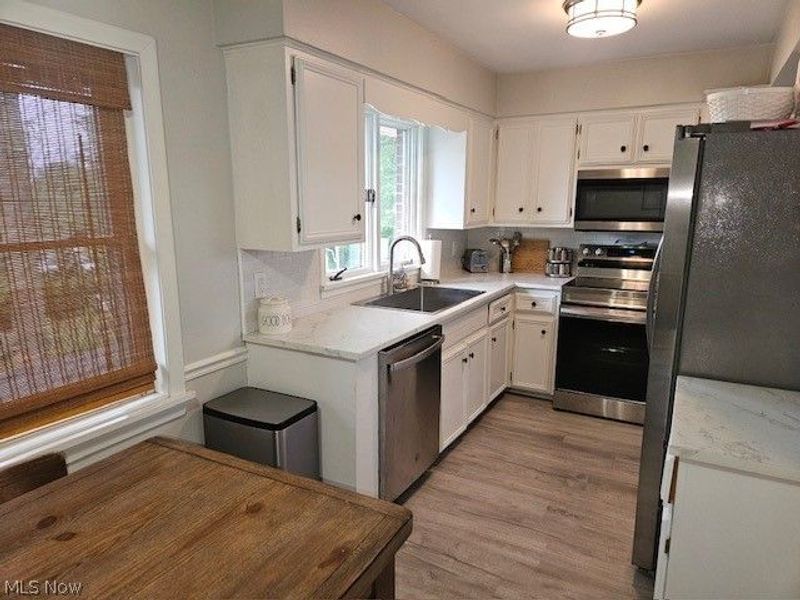 165 Stevenson Avenue, Akron, OH 44312 Photo 8
