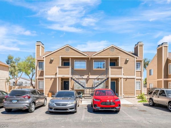 4708 Krissylouise Way, Las Vegas, NV 89121