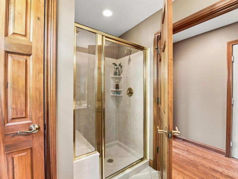6226 Swanbrook Lane, Delhi Twp, OH 45233 Photo 19