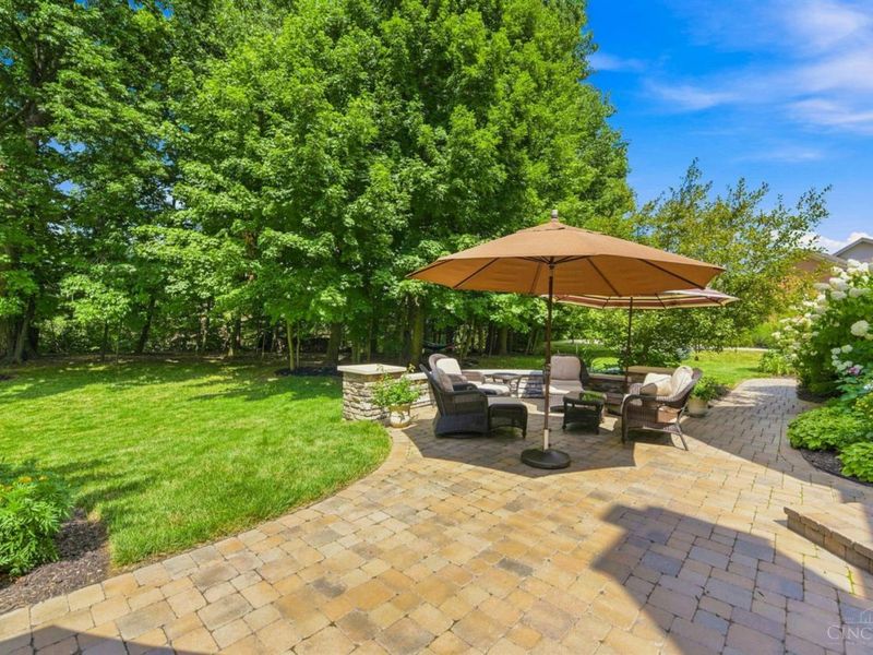 6226 Swanbrook Lane, Delhi Twp, OH 45233 Photo 3