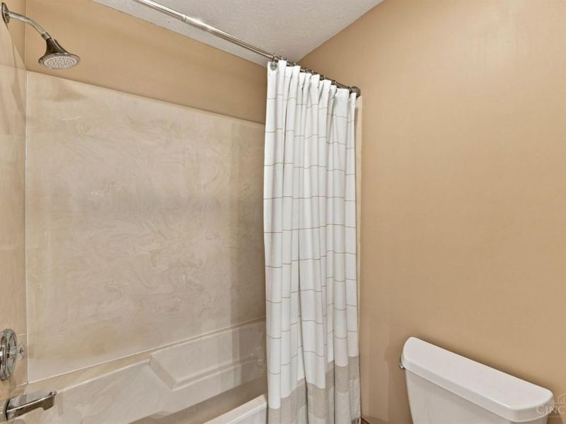 6226 Swanbrook Lane, Delhi Twp, OH 45233 Photo 34