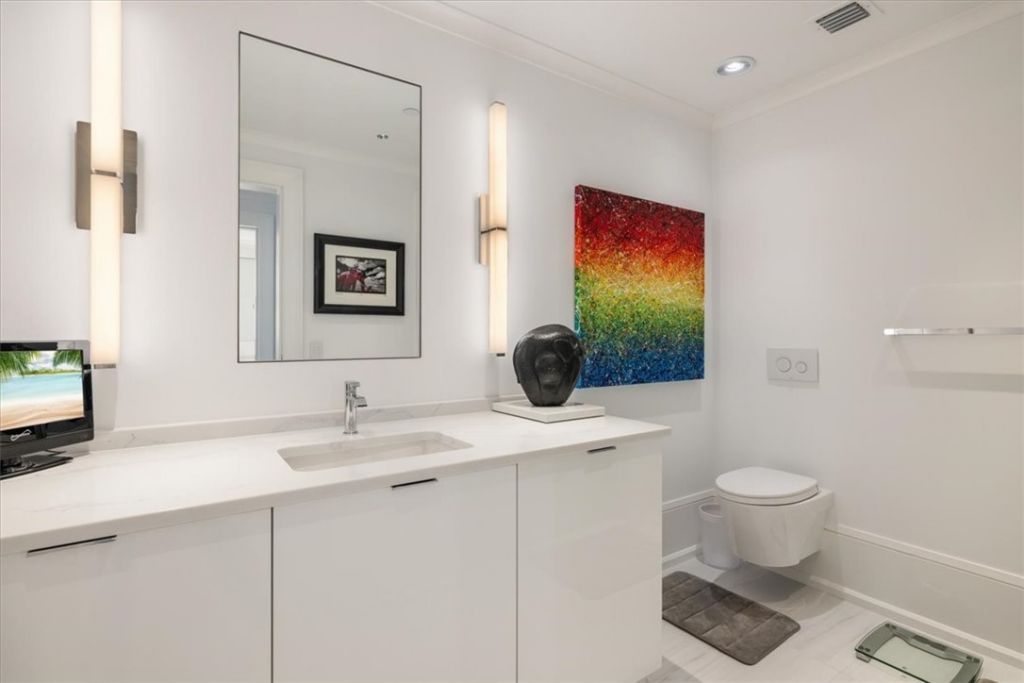 7 Royal Palm Point, Unit PHW, Vero Beach, FL 32960 Photo
