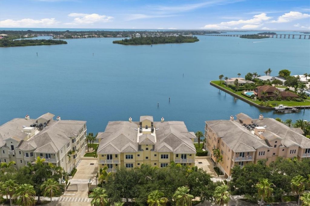 7 Royal Palm Point, Unit PHW, Vero Beach, FL 32960 Photo